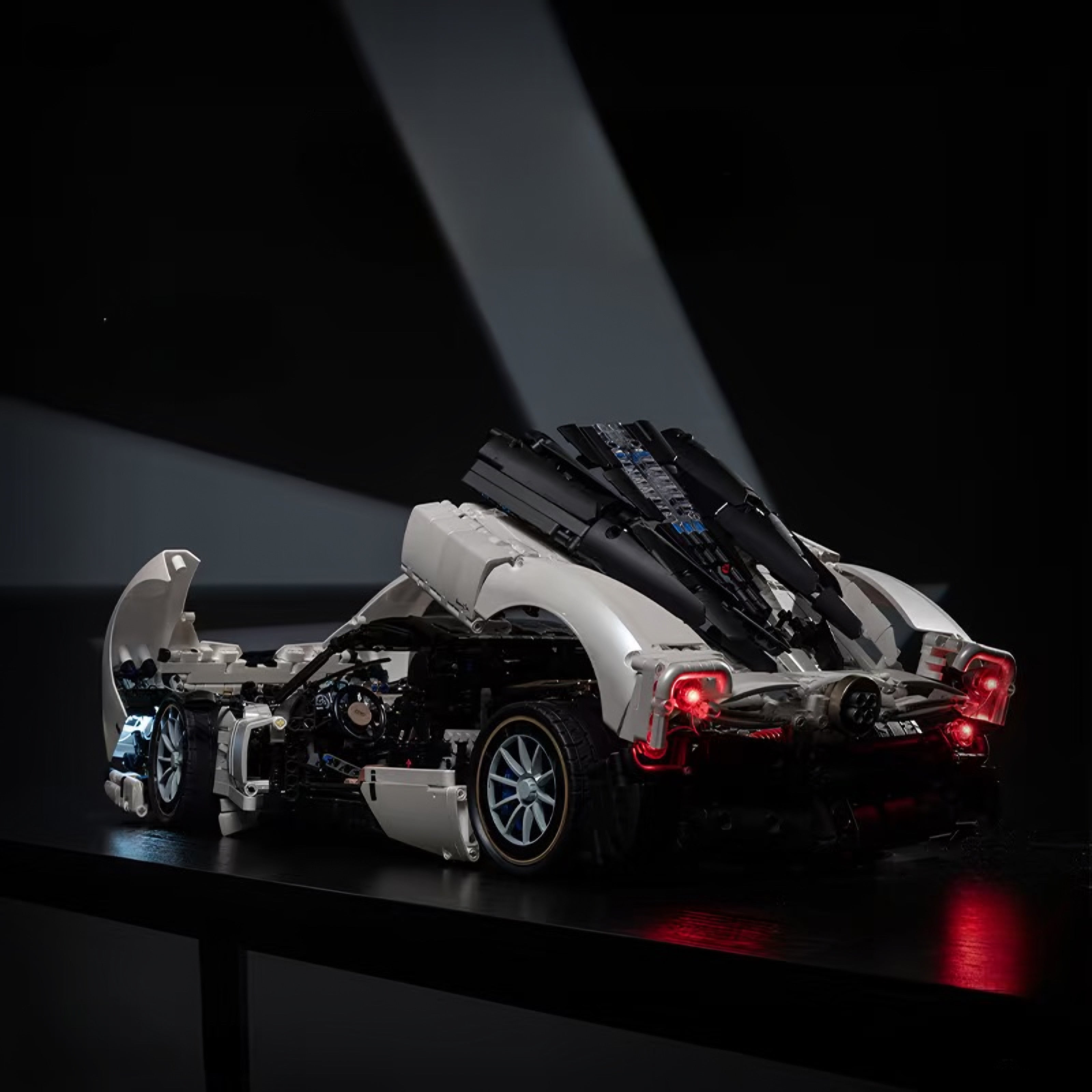 Das ultimative Utopia V12 Hypercar | 4688 Stk