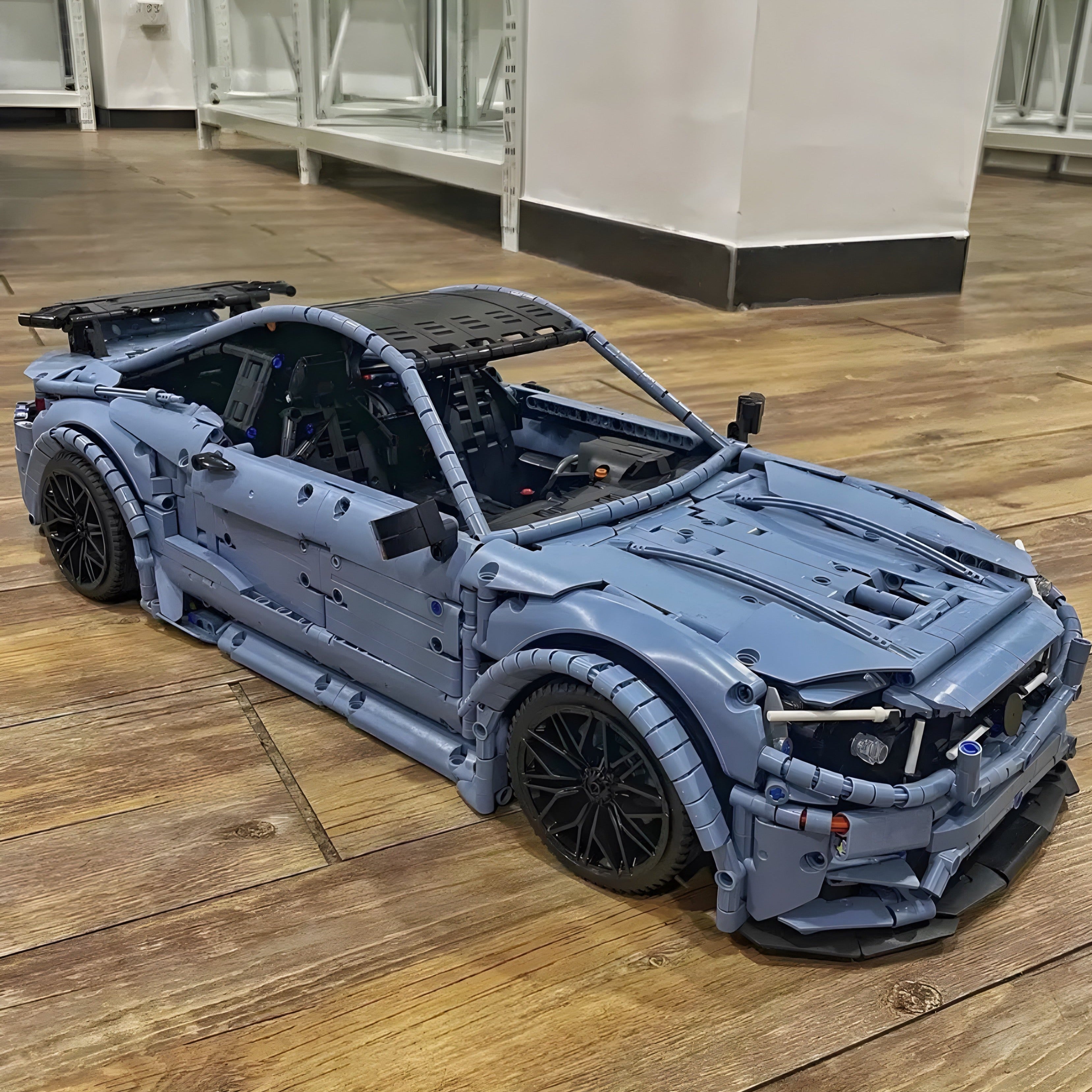 Der ultimative satinblaue C63 AMG | 3920 Stück